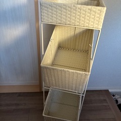 ランドリーバスケットワゴンの画像