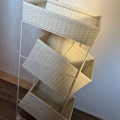 ランドリーバスケットワゴンの画像