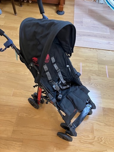 新古品: ジープ ベビーカー2018年製