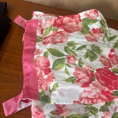 エプロン２枚⭐︎かわいい系の画像