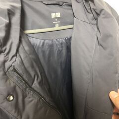 🪶 ユニクロ (UNIQLO) フード付きパフテック/ダウンジャケット - Mサイズの画像