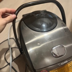 炊飯器の画像