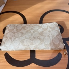 coach長財布の画像