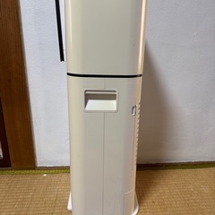 除湿機商談中の画像