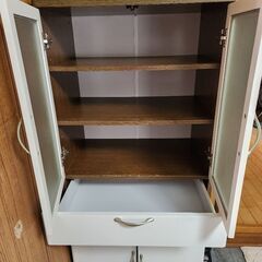 食器棚  無料の画像