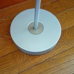 IKEA フロア/読書 ランプの画像