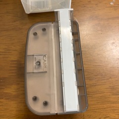 穴あけパンチ　ハンドルロック式の画像