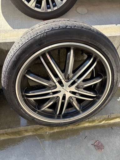 ヴォクシー　 タイヤホイールセット