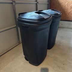 🉐2点セット　屋外用大容量ゴミ
箱の画像