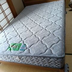 フランスベッド、セミダブルの画像