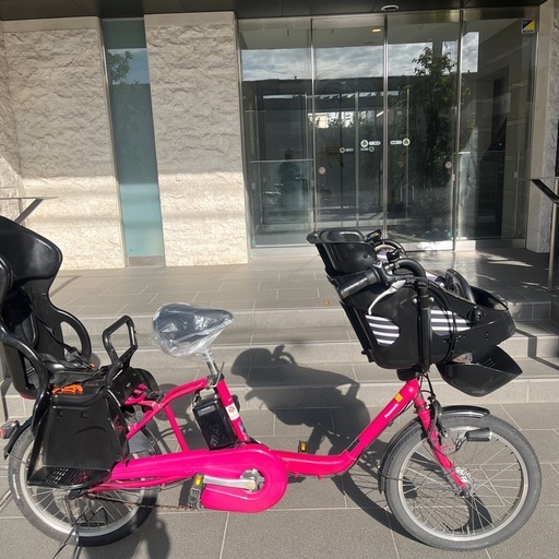 電動 アシスト自転車パナソニックGyutto(12 AH  と8Ah)20インチバッテリー2つです。