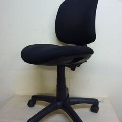 未使用/新品　組立サンプル保管品　昇降　チェア　オフィスチェア 昇降式 3D座面 スライド背もたれ コンパクト 学習チェア　キャスター付き　ブラックの画像