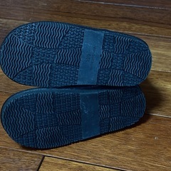 GU キッズ ムートンブーツ 新品19cmの画像