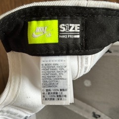 NIKE SB  キャップの画像