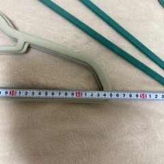 滑り止め素材ハンガー6本の画像