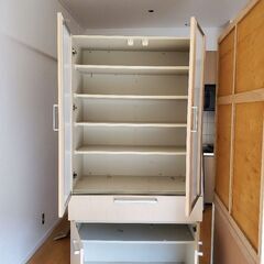 クリナップ製食器棚90cm（キッチンボード、カップボード）2台の画像