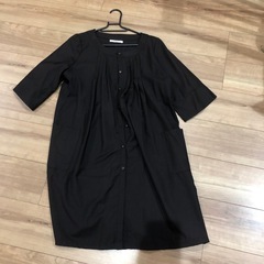 （ローウェーズファーム）紺茶色のワンピースの画像