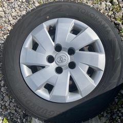 スタッドレスタイヤの画像