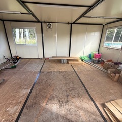 早い者勝ち　3連棟　折り畳み式スーパーハウス　3倍ハウス　プレハブの画像