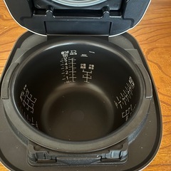 極美品炊飯器の画像
