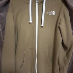THE NORTH FACE  パーカー（ベージュ）早い者勝ち！の画像