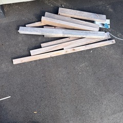 木　木材　ゴムマットの画像