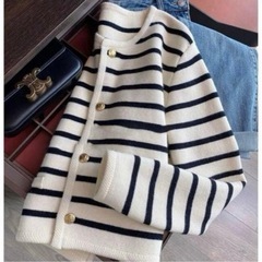 【新品】金ボタン　ボーダー ニット カーディガン　サイズLの画像