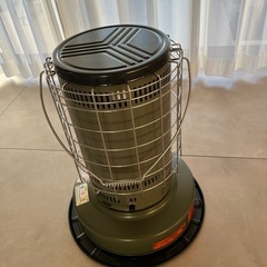  対流形 石油ストーブ  KS-GE67(G) オリーブ  [TOYOTOMI GEAR MISSION ギアミッション  灯油ストーブ 対流型の画像