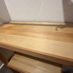 木の棚の画像
