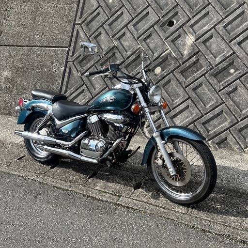 スズキイントルーダーLC250