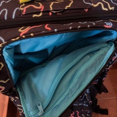 バートンのスーツケース　スノボ　アウトドアにいかがですか？の画像