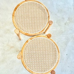 ※新品未使用 木製スツール 2脚セット 籐編み ラタンチェア 椅子 丸い 円型 チェアの画像