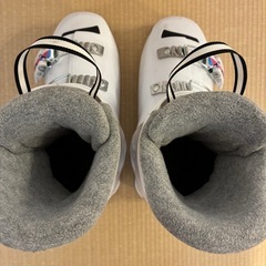 スキー靴22.5cmの画像