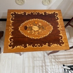 上開きインテリア　アクセサリーケースの画像