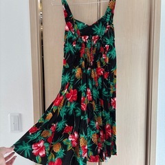 ハワイアンワンピースの画像