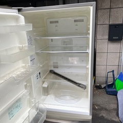 3枚扉冷蔵庫　2007の画像