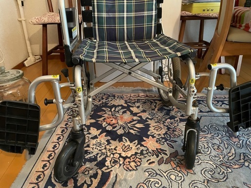 車椅子　軽量　介護用