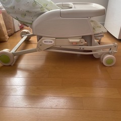 ハイローチェア　アップリカ　ユラリズムの画像