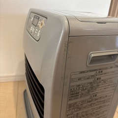 コロナ　石油ファンヒーター　ストーブの画像