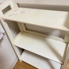 ニトリの本棚の画像