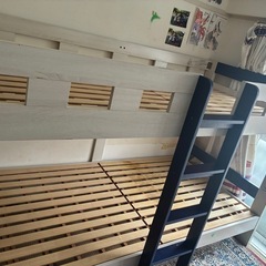 二段ベッドの画像
