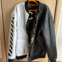 リバーシブルジャケットの画像