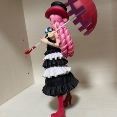 ペローナ　フィギアの画像