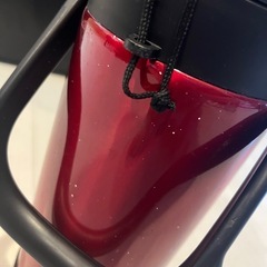 大きな水筒の画像