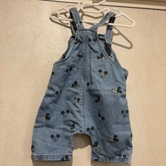 ベビー服　サロペットの画像