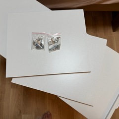 【中古】押入れに使えるブックシェルフ2台(キャスター付き)の画像