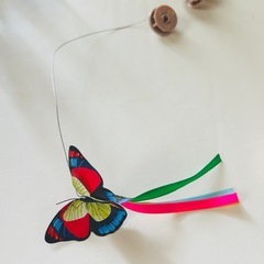 ニトリ　電動おもちゃ　猫じゃらし　蝶の画像