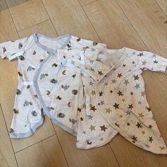 赤ちゃん服 5点セット ほぼ未使用 ユニクロ 無印良品 H&Mなどの画像