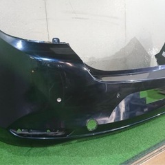 マツダ3 純正バンパー　マシングレーの画像