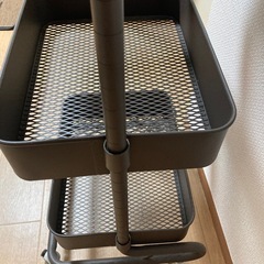 （10/31までに引き取れる方）キャスター付きラック3段の画像